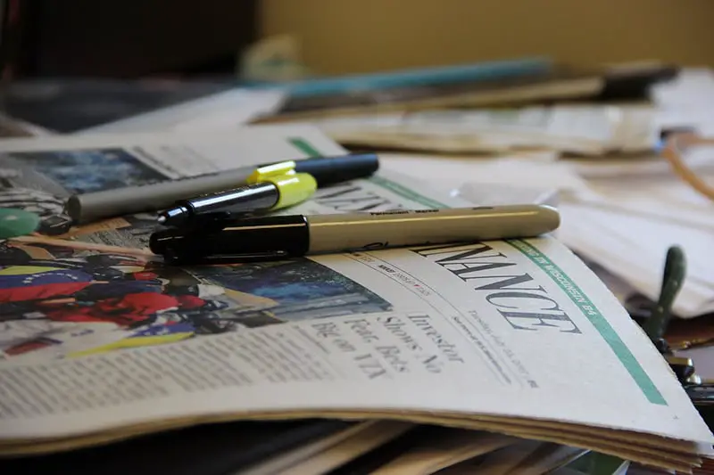 mess cluttered office desk