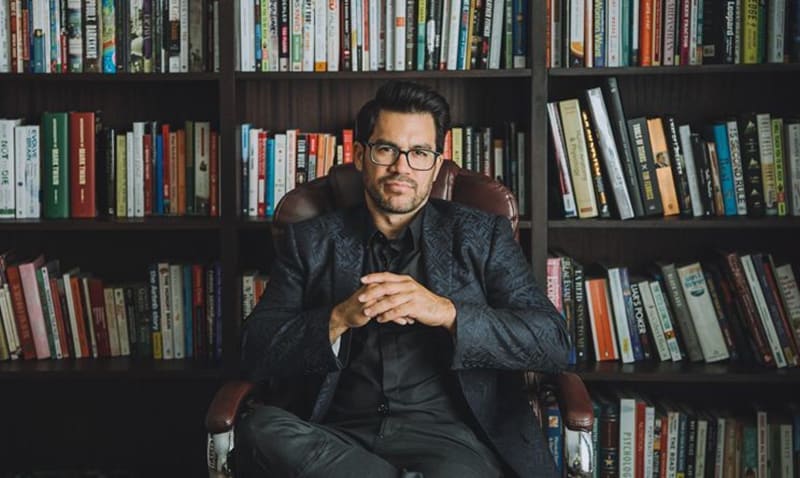 Tai Lopez co-founder of Mentorbox