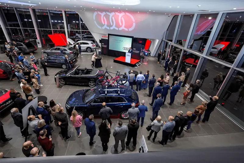 Lookers 63,600 sq ft Farnborough Audi retail site