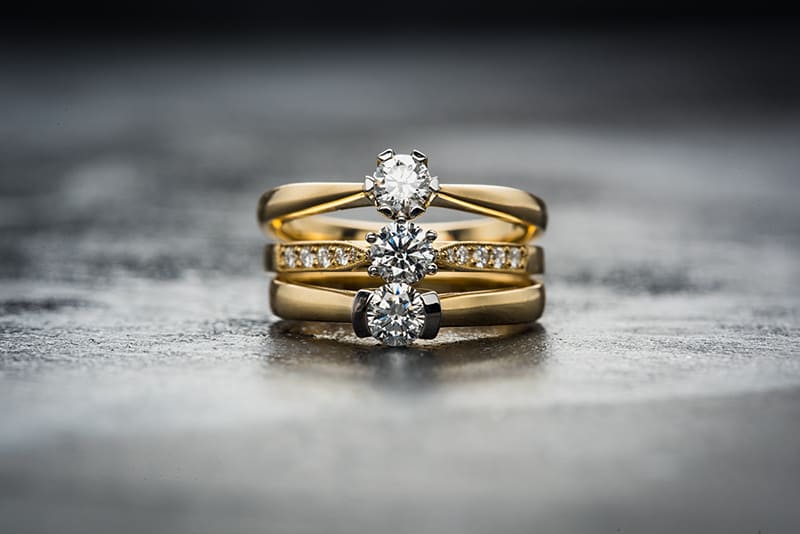 Jewelry, gold and diamond rings, jewellery