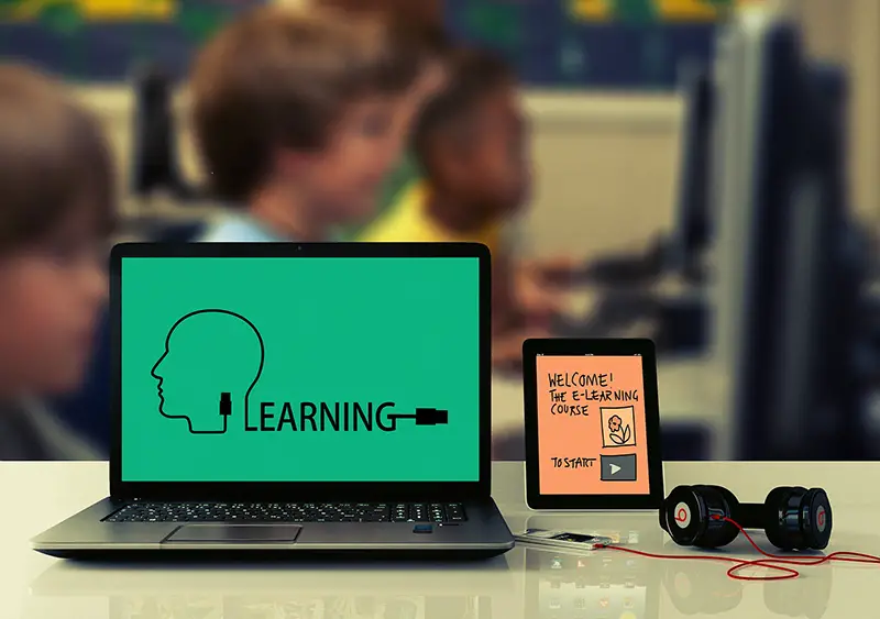 E-learning concept on computer screen 