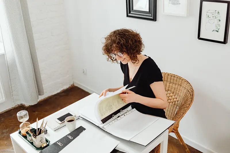 Woman doing a business paperworks