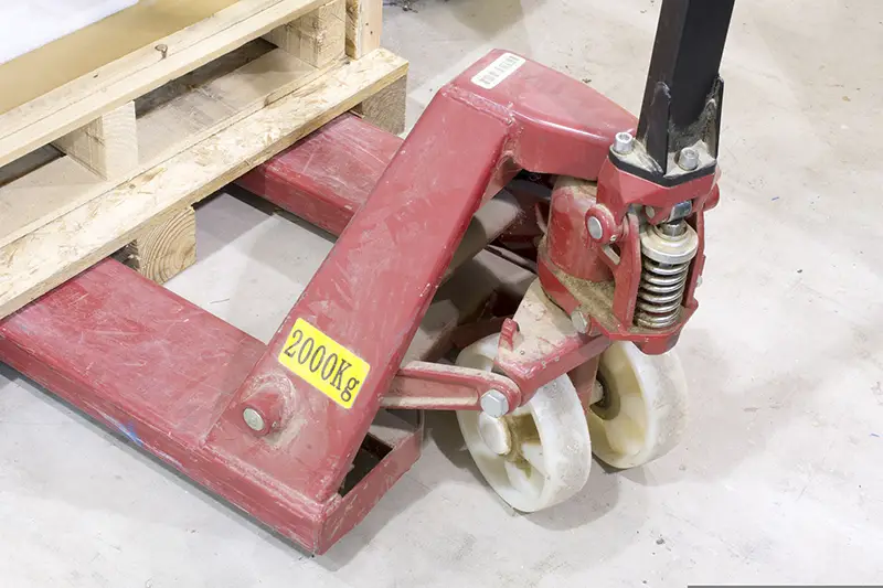 Industrial pallet jack