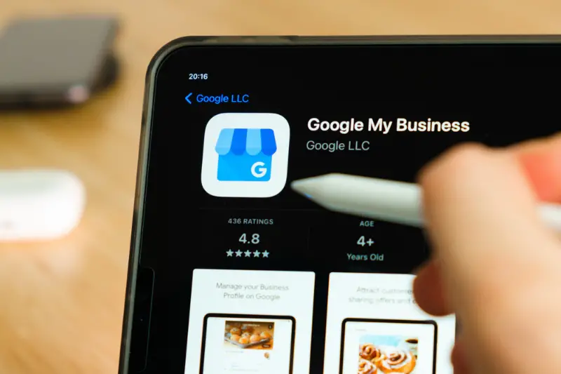 Google My Business logo shown by apple pencil on the iPad