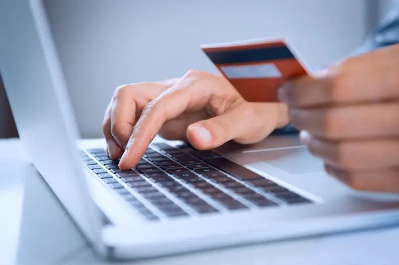 Man Payment Online With Credit Card